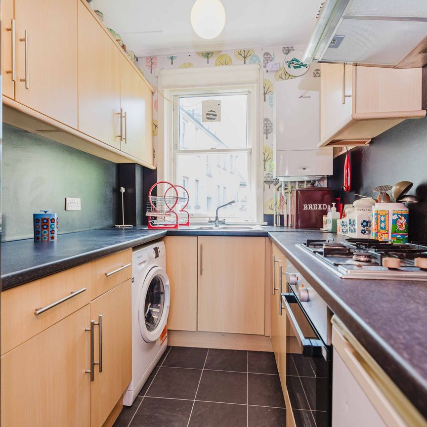 0694L - Portobello Road, Edinburgh, EH8 7AY - Photo 1