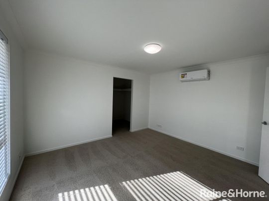 4 Bedroom Family Home! - Photo 1