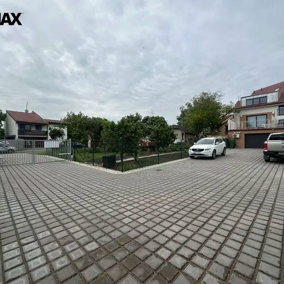 Pronájem mezonetového bytu o dispozici 2+KK ve Slavkově u Brna - Фото 1