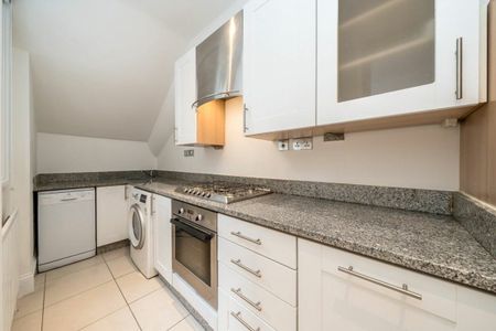 Marloes Road, Earls Court, W8 - Photo 4