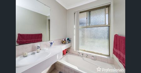 Spacious Family Living in the Sought-After Lakeshore Estate - Photo 5