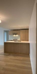 Kensington Gardens South Tower - AC Condo 3Bed 2Bath double balconies - Photo 3