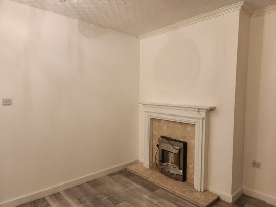 Room in a Shared House, Alford Avenue, M20 - Photo 1