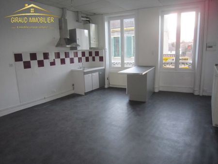 CHARLIEU R.DES ECOLES T2 52M² - Photo 3
