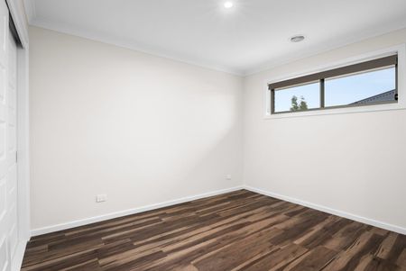 Low-Maintenance Lifestyle Home in Popular Thurgoona Pocket - Photo 3