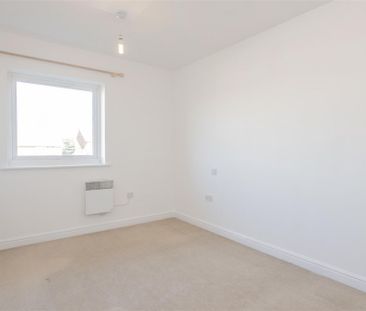 1 bed Apartment To Let - Photo 1