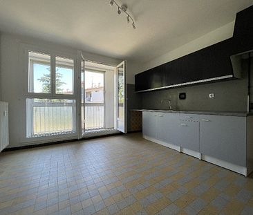 Appartement T4 avec balcon et loggia - Photo 5