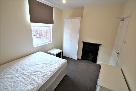Thornville Road, Hyde Park, LS6 1JY, Leeds - Photo 3