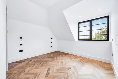 4 bedroom semi-detached house to rent - Photo 5