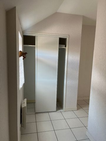 Location Appartement 3 pièces 61m² - Photo 5