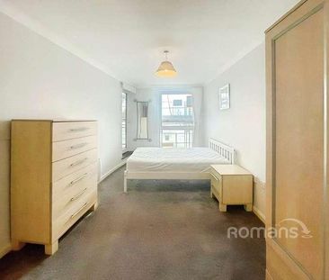 Crown Heights, Alencon Link, Basingstoke, RG21 - Photo 5