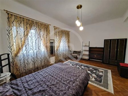 Apartament cu 3 camere, 82 mp utili, situat in zona Centrala! - Photo 4