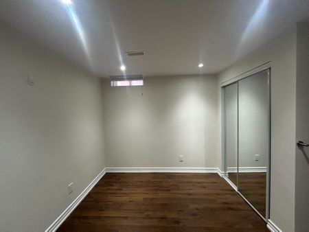 For Lease - 36 Bendamere Cre Crescent Unit# Entire Two-Bedroom Bsmt, Markham, Ontario - Photo 5