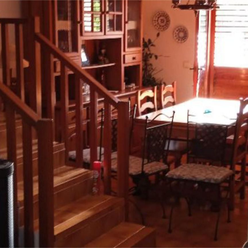 Casa adosada de alquiler en Carrer Oriente, 35, Canet d'En Berenguer - Photo 1