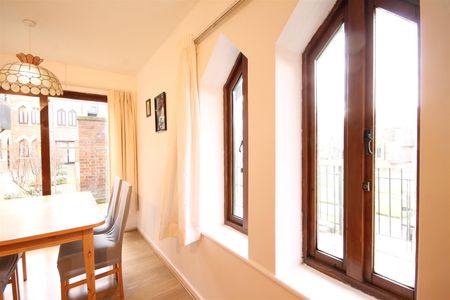 Jacobins Chare, Newcastle upon Tyne - Photo 4