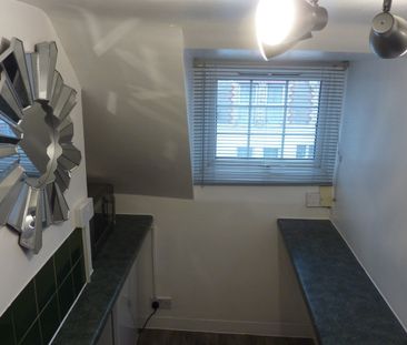 1 Bed Flat, Southampton Street, RG1 - Photo 3