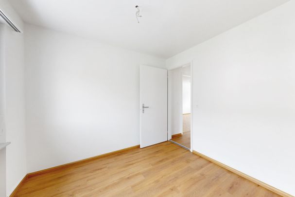 Green, quiet and well connected! RENT WITHOUT DEPOSIT - Photo 1