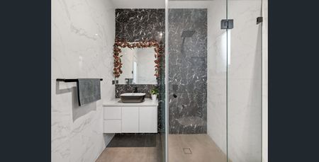 Welcome Home! - Photo 2