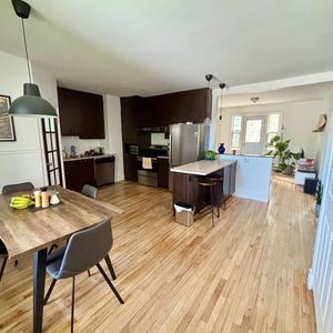 Colocation Dans Un Magnifique 4 1/2 - Photo 2