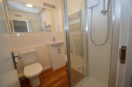 Studio to rent - Photo 3