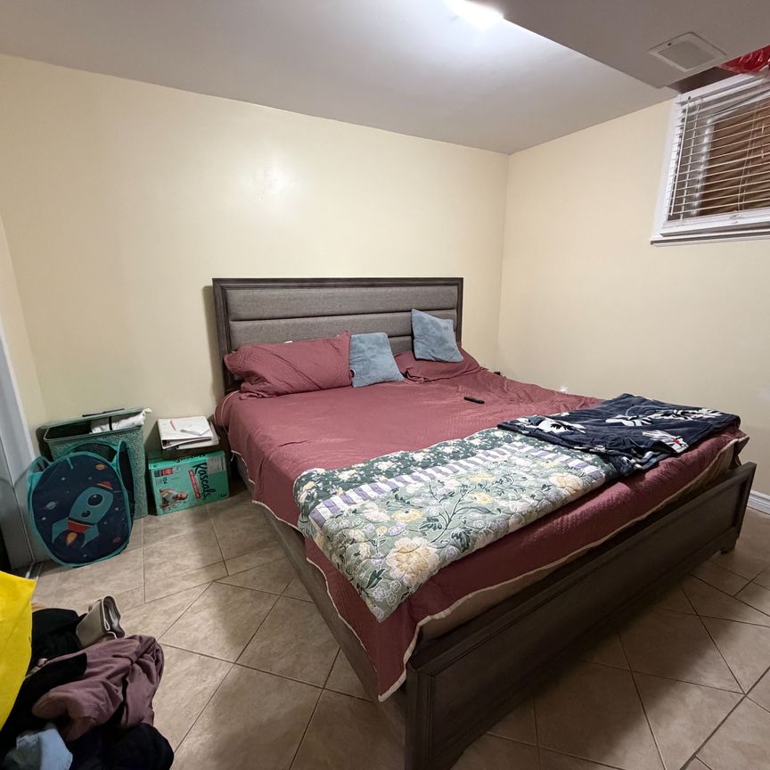 For Lease - 124 Herdwick Street Unit# Bsmt, Brampton, Ontario - Photo 1
