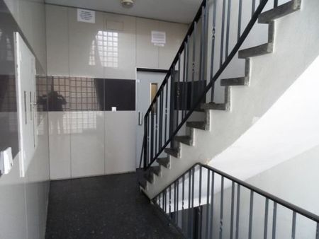 schÃ¶ne, gepflegte 2 Zimmerwohnung mit Balkon- NÃ¤he Uni und Klinikum - mit Fahrstuhl - Photo 4