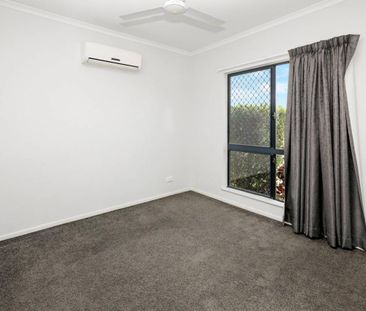 Fully Air Conditioned Home - Small Block - Excellent Location - Photo 6