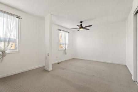 For Lease - 1900 Marquis Avenue Unit# 67, Beacon Hill North - South and Area, Ontario - Photo 3