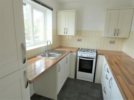 1 bedroom terraced house to rent - Photo 3