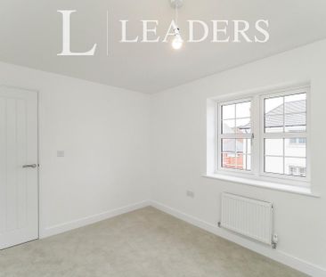 3 bedroom detached house to rent - Photo 3
