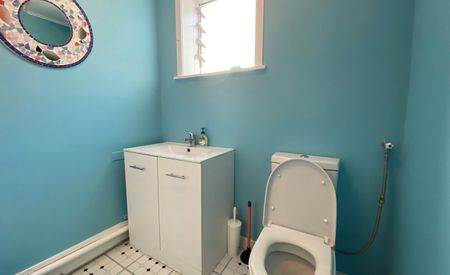 Beach Haven, 30A Dakota Ave - Photo 5