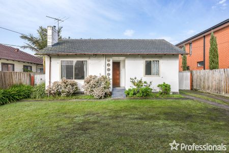 22 Mcfees Road, Dandenong North VIC 3175 - Photo 4