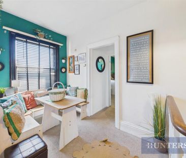 3 bedroom apartment to rent - Photo 4