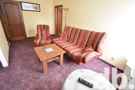 Pronájem bytu 2+kk 45 m², Vítězná, Karlovy Vary - Photo 2