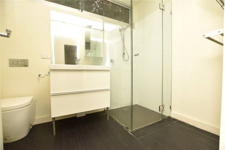 151 Gore Street - Photo 4