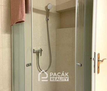 Pronájem luxusního vybaveného bytu 1+1 v Olomouci ul. Hanácká - Fotografie 2