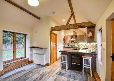1 bedroom barn conversion to rent - Photo 4