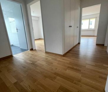 moderne 3.5 Zimmer-Wohnung zu vermieten - Photo 3