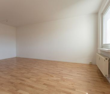 Hier wirst du dich wohlfühlen - 3-Raumwohnung mit Einbauküche - Photo 2