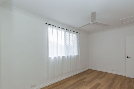 Freshly Updated 3-Bedroom Home with Spacious Backyard - Photo 3