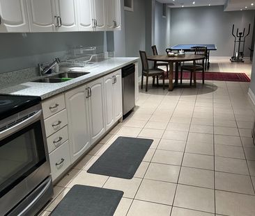 For Lease - 34 Malden Street, Vaughan, Ontario - Photo 5