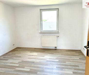 2-Raum-Balkonwohnung mit separatem Eingang in Annaberg-Buchholz! - Photo 3