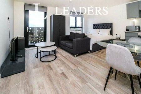 Studio to rent - Photo 5