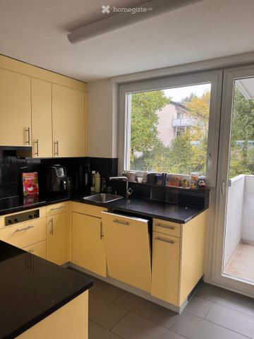 Attraktive Wohnung mit Cheminée und Aussicht - Photo 4
