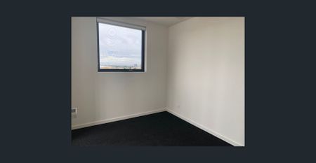 Inner City Apartment Living - Photo 4