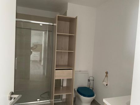 Location Appartement 2 pièces 42m² PUGET SUR ARGENS 83480 - Photo 3