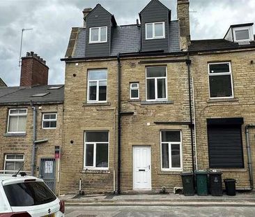Atkinson Street, Shipley, BD18 - Photo 2