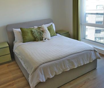 Room in a Shared Flat, Hawkhill Close, EH7 - Photo 2