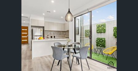 QUALITY HOME WITH FANTASTIC NEIGHBOURHOOD - Photo 3