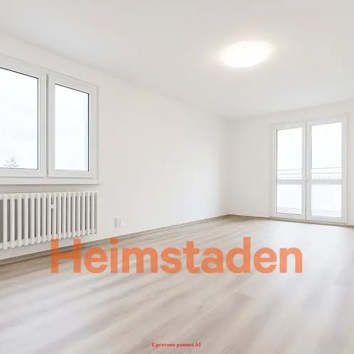 Pronájem bytu 2+1 55 m - Fotografie 1